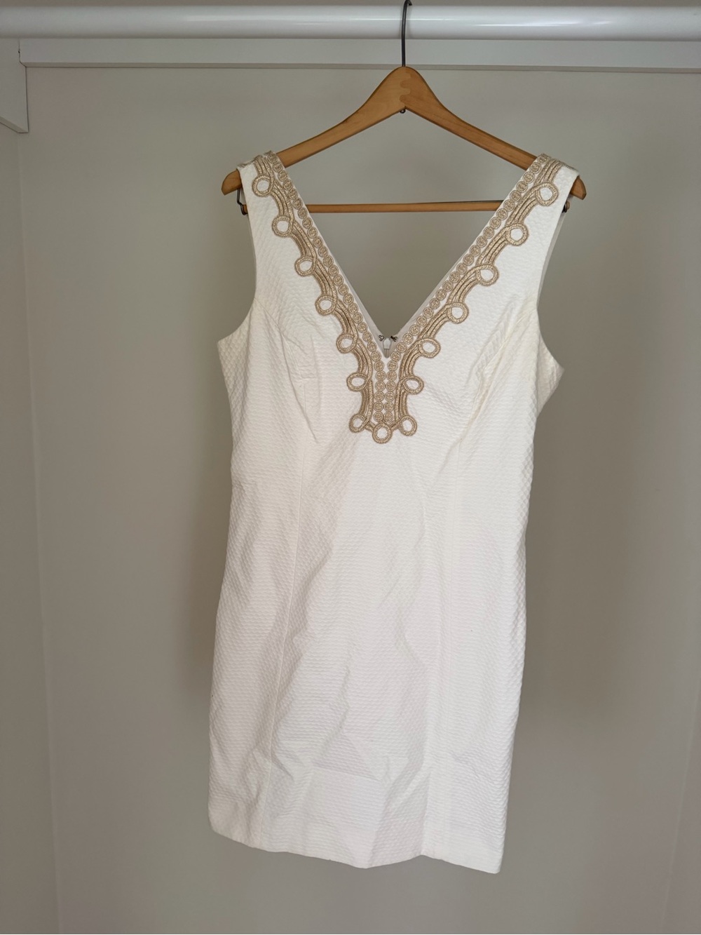 Lilly Pulitzer Sleeveless V-Neck Dress with Gold Trim Size 12